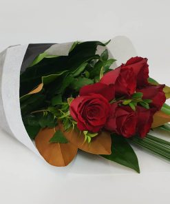 Love Story Valentines Day Roses