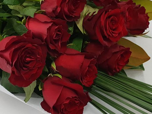 Truly Madly Deeply Valentines Day Roses