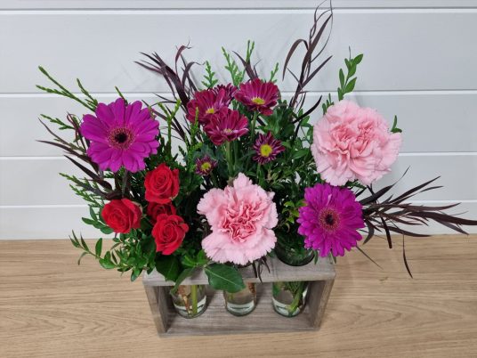 2022 Valentine's Day Flowers, Roses & Gifts - Touchwood Flowers